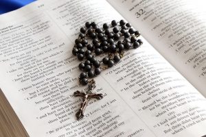 rosary-699609_640